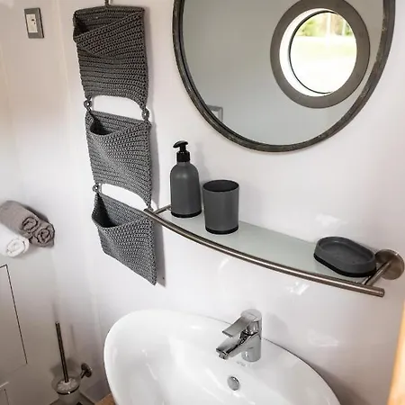 Rezidence Malse - Unikatni Na Vode Apartament *